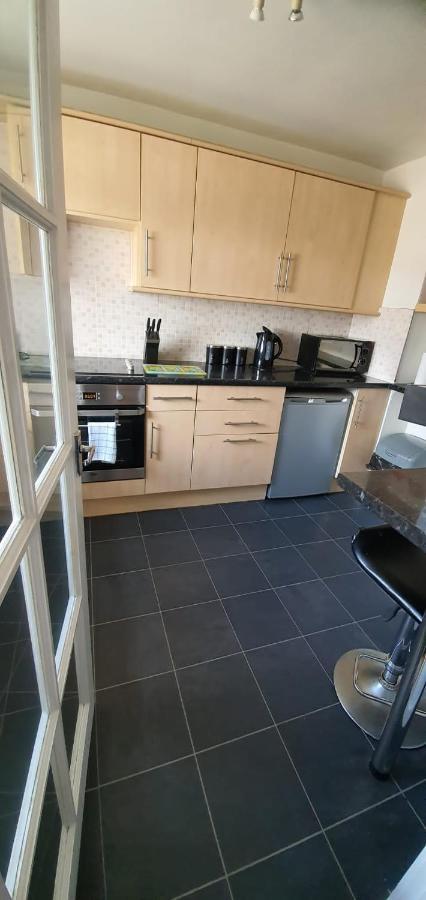 No 11 3 Bed Serviced Appartment Town Centre Girvan Buitenkant foto
