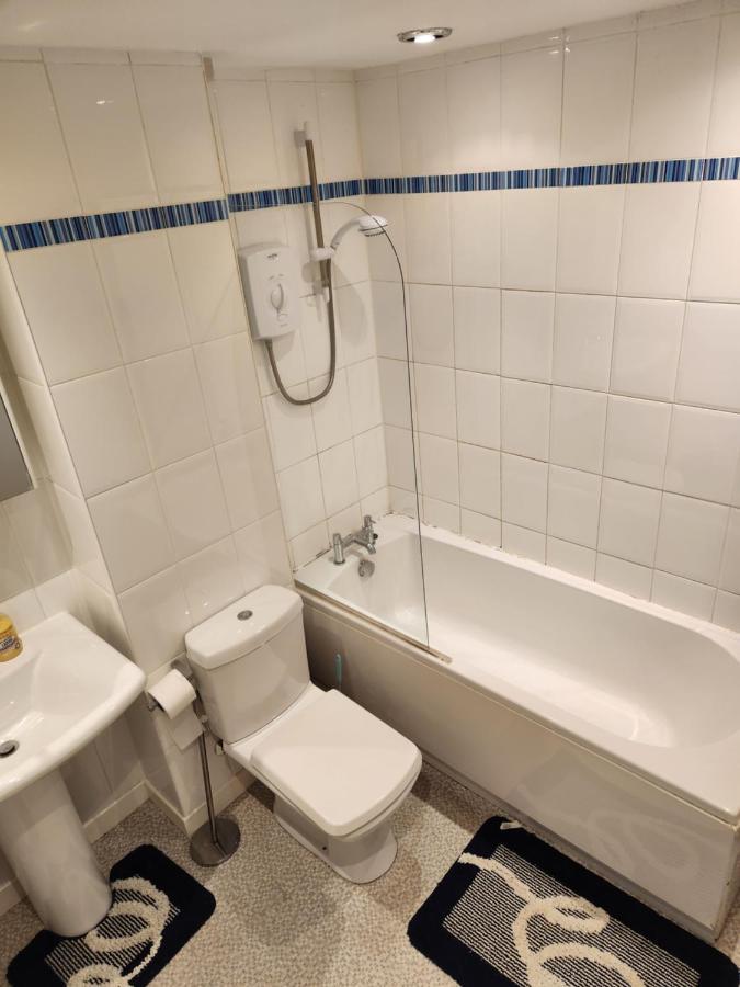 No 11 3 Bed Serviced Appartment Town Centre Girvan Buitenkant foto