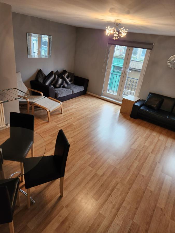 No 11 3 Bed Serviced Appartment Town Centre Girvan Buitenkant foto